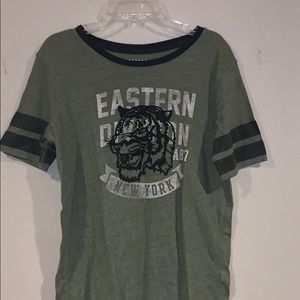Aéropostale graphic tee